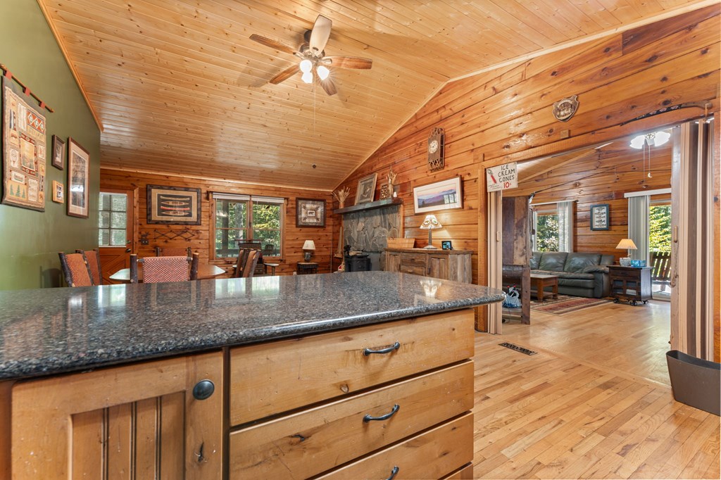 174 Upper Middle Creek Rd