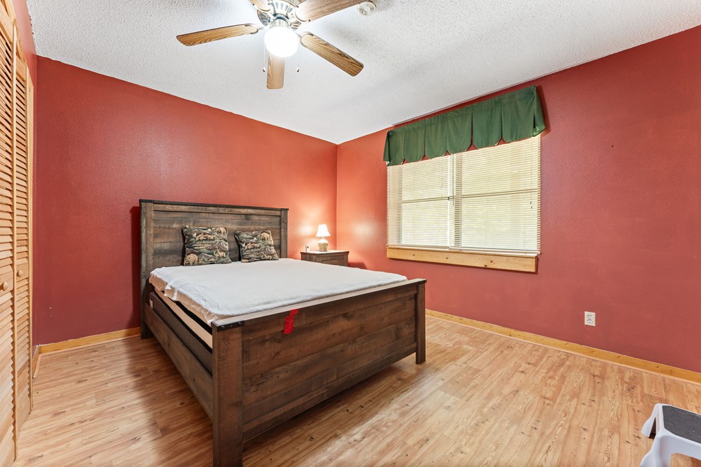 174 Upper Middle Creek Rd