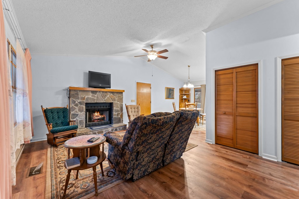 101 Quail Ridge Trail