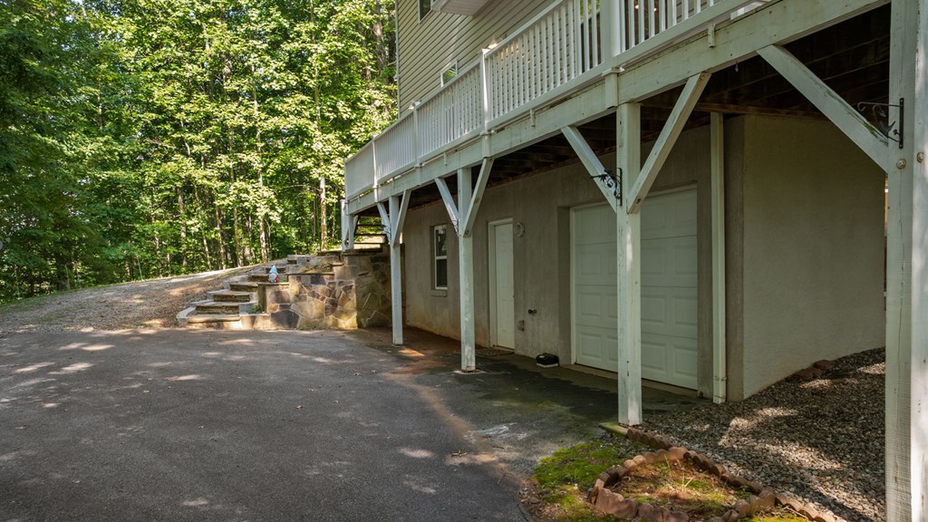 381 Woodcrest Circle