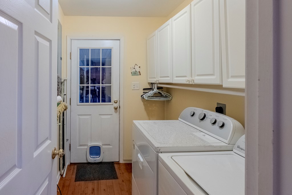 46 Ivar St