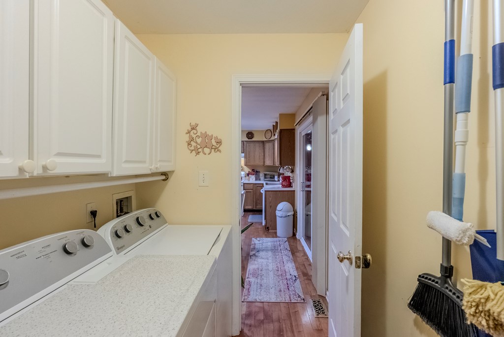 46 Ivar St