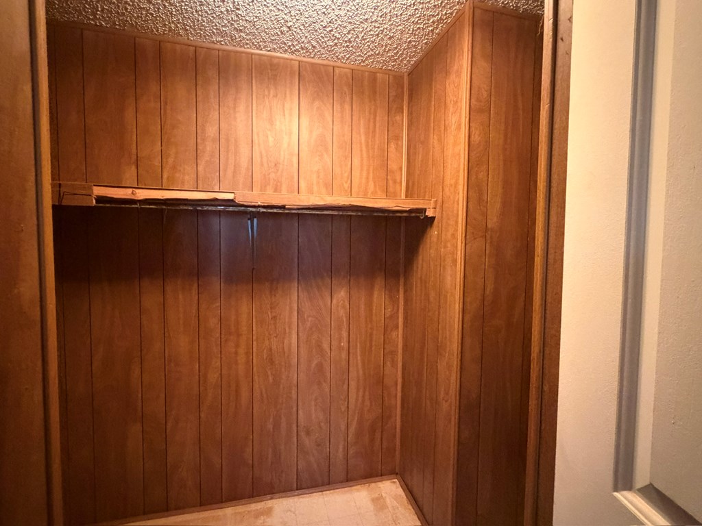 712 South Skeenah Rd