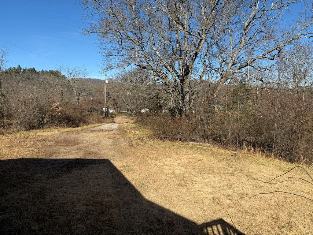 712 South Skeenah Rd