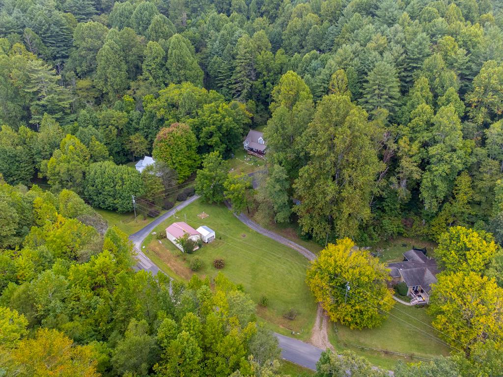 685 Peeks Creek Road