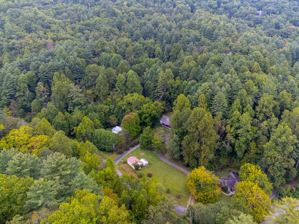 685 Peeks Creek Road