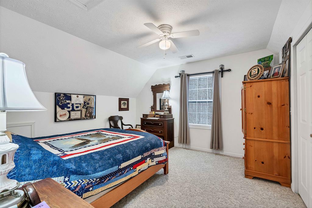 685 Peeks Creek Road