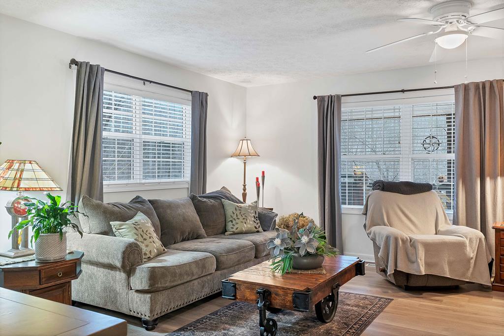 685 Peeks Creek Road