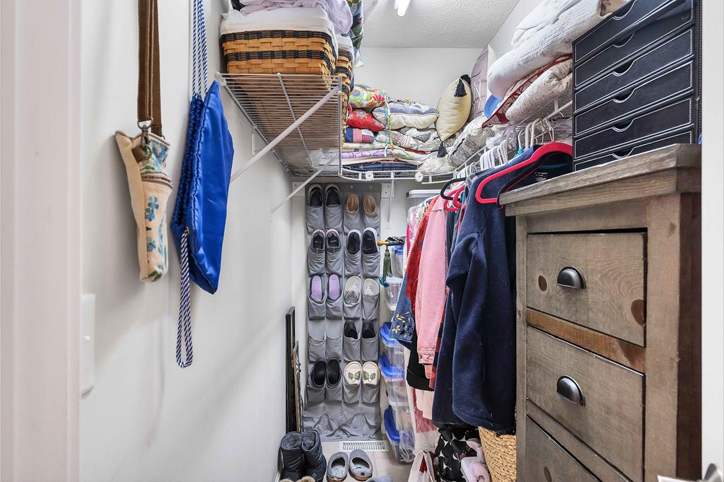 685 Peeks Creek Road