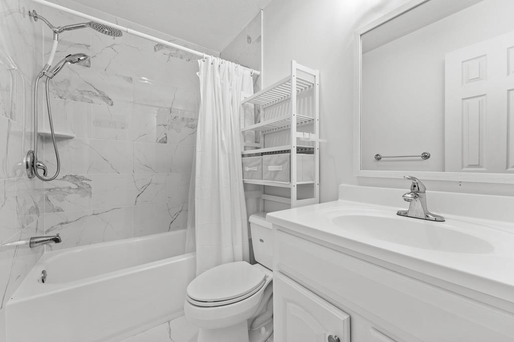 275 Crestview Heights