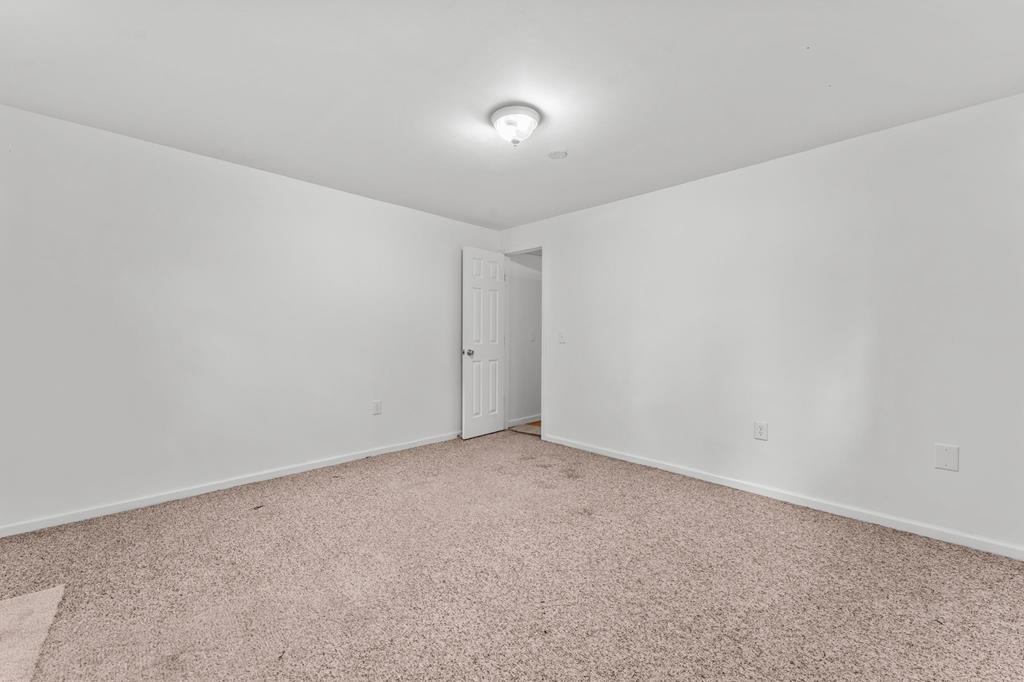 275 Crestview Heights