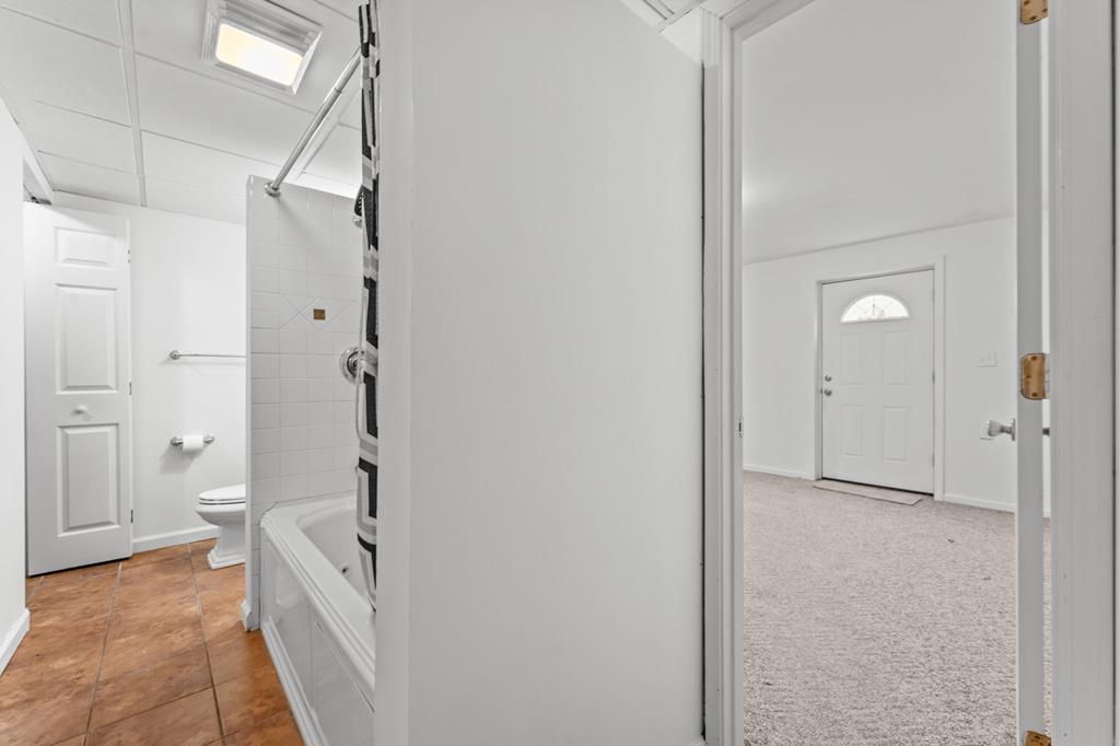 275 Crestview Heights