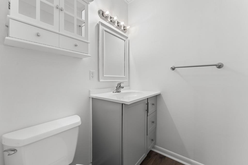 275 Crestview Heights