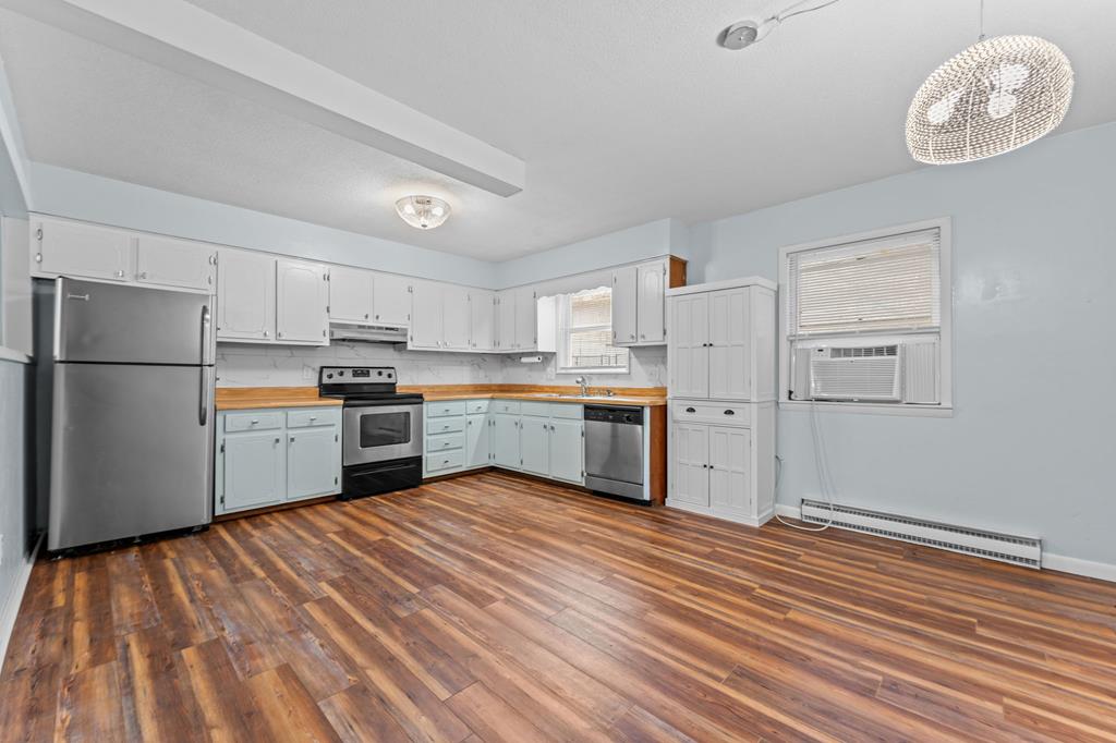 275 Crestview Heights