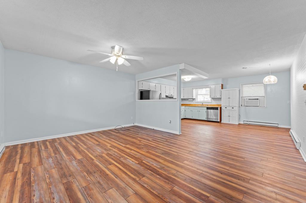 275 Crestview Heights