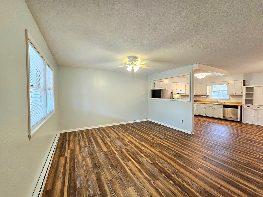 275 Crestview Heights