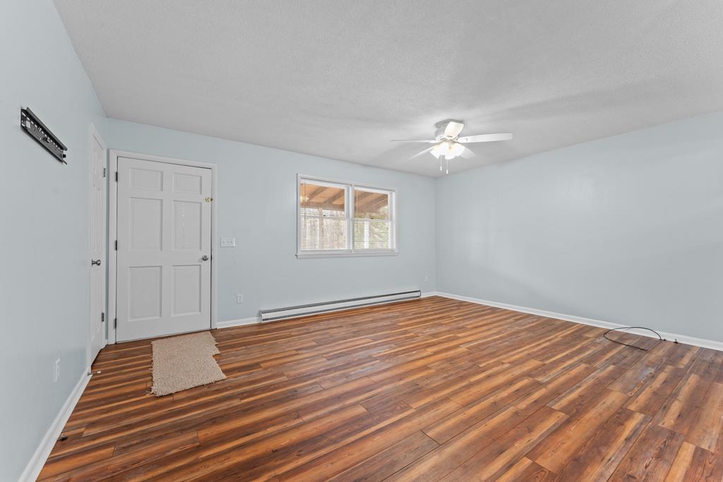 275 Crestview Heights