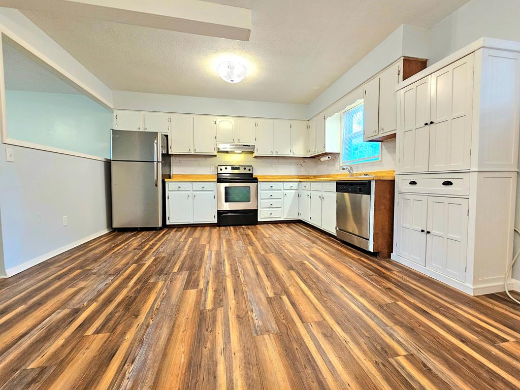 275 Crestview Heights