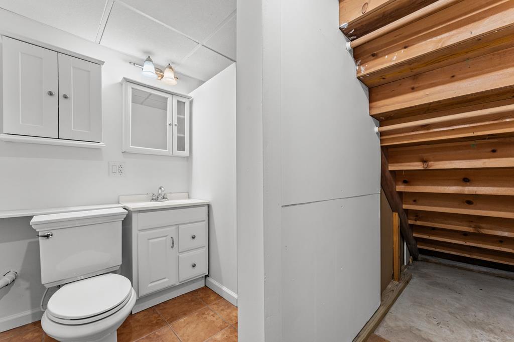 275 Crestview Heights