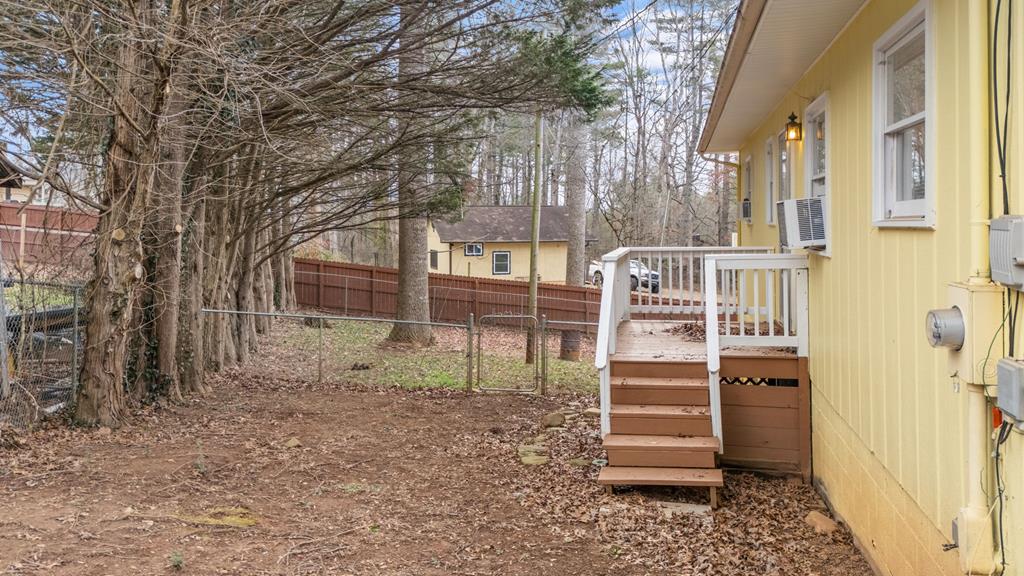 275 Crestview Heights