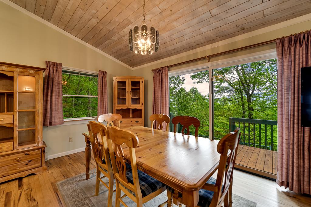 611 Garden Flats Road