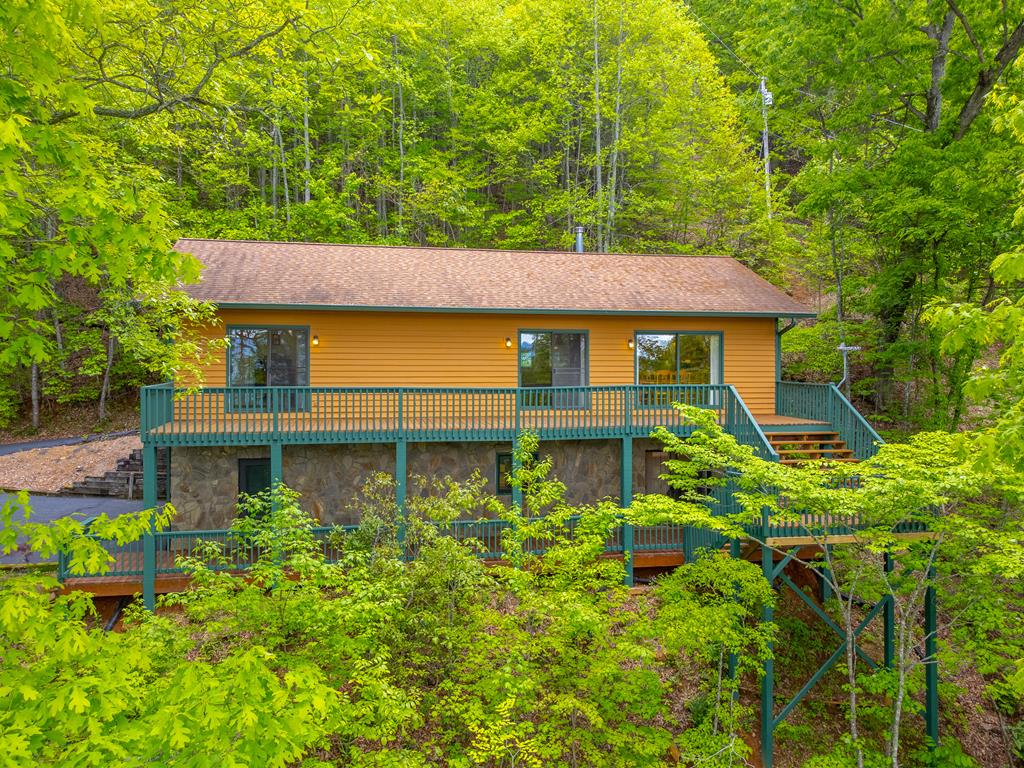 611 Garden Flats Road