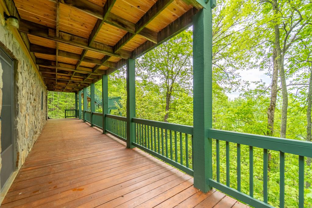 611 Garden Flats Road