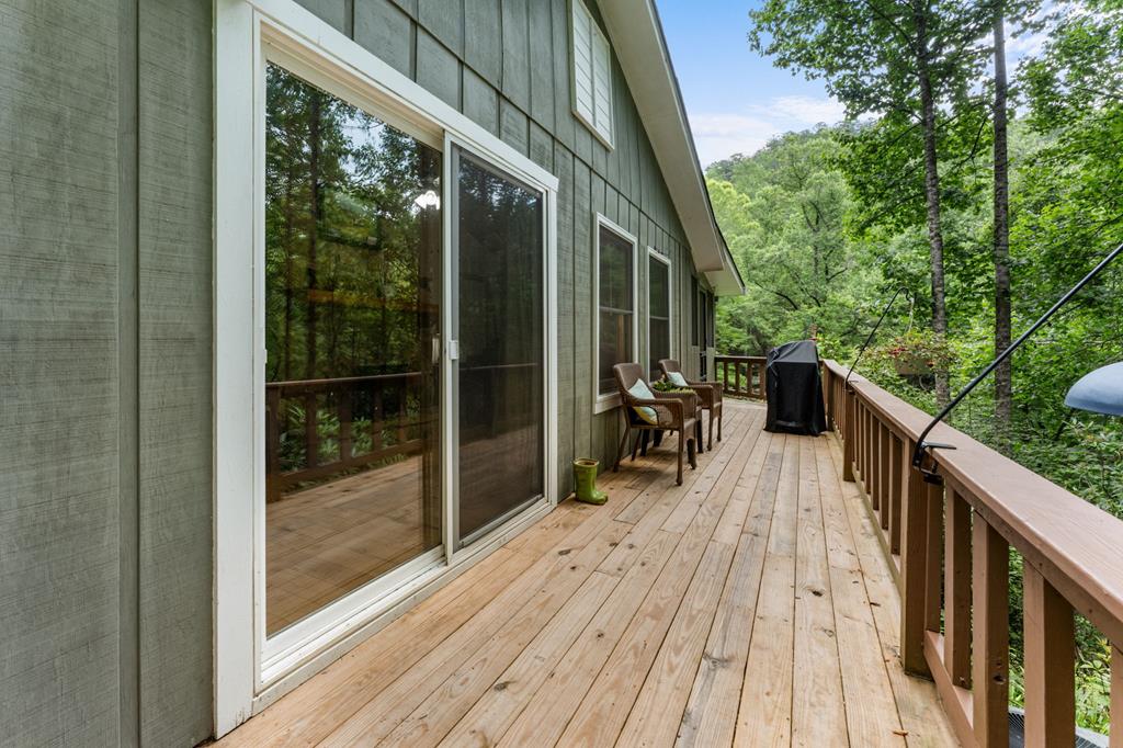 592 Snow Hill Falls Circle