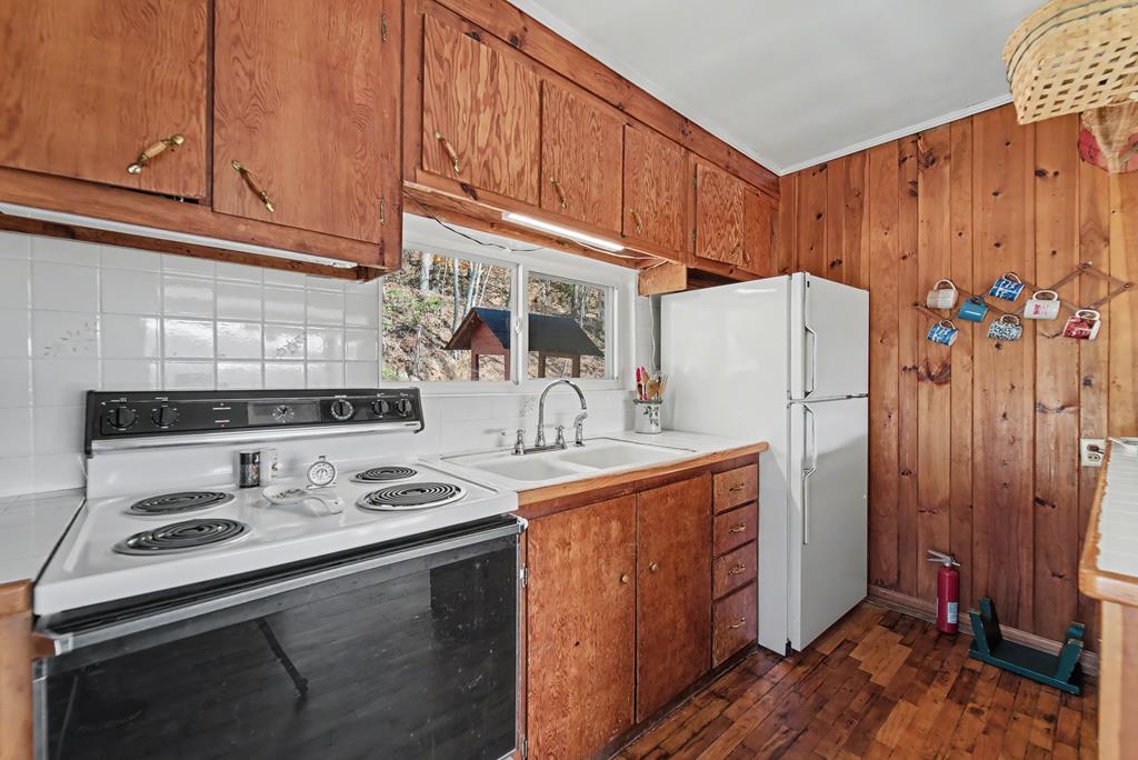 614 Echo Valley Road