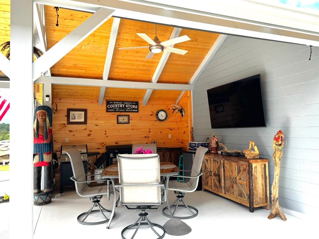 307 Sunset View Trail