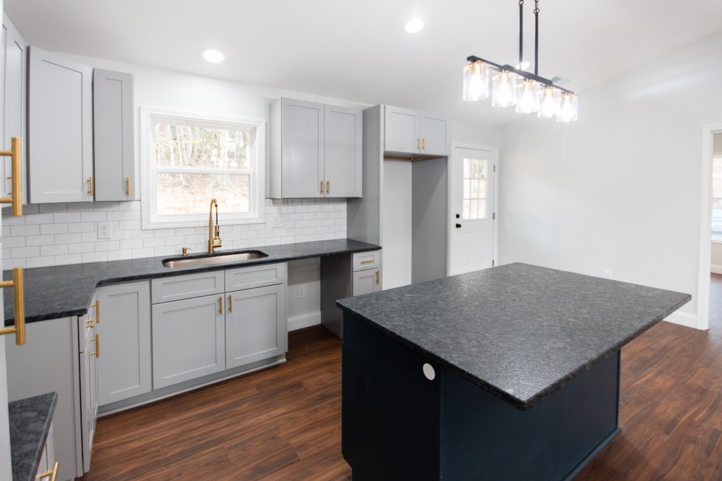 315 Pine Ridge Circle