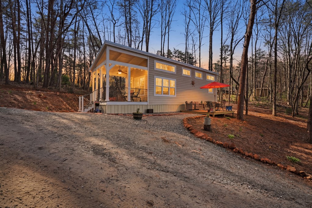 18 Whitetail Cove