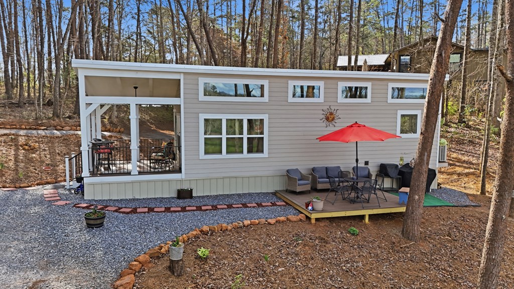 18 Whitetail Cove