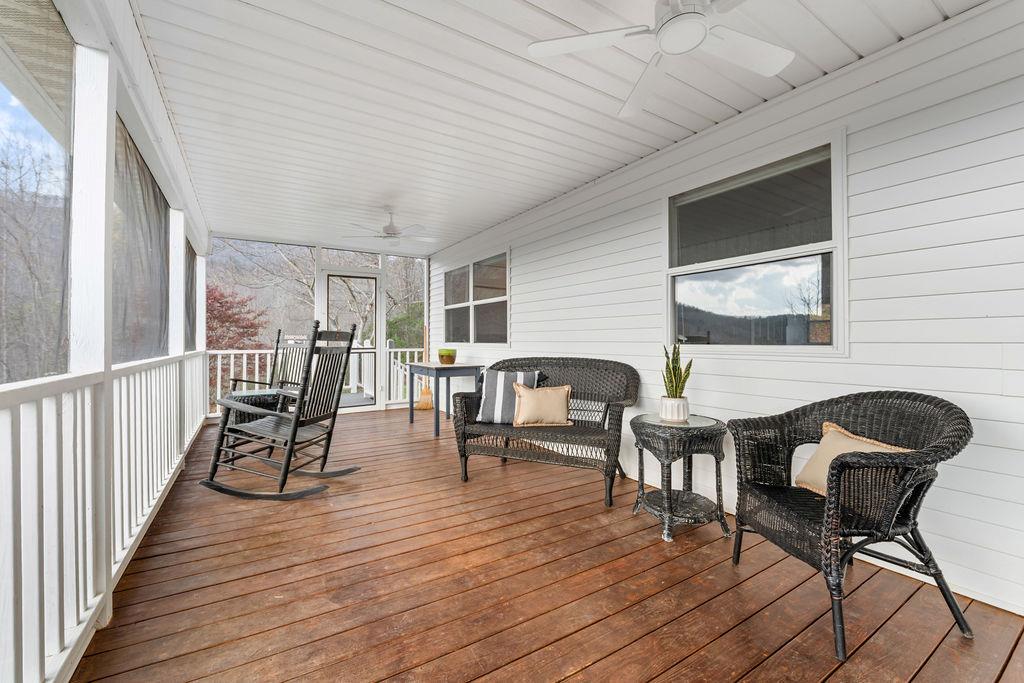 163 Pope Rd