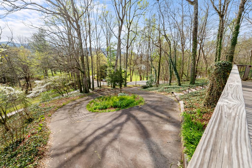 514 Mark Dowdle Road