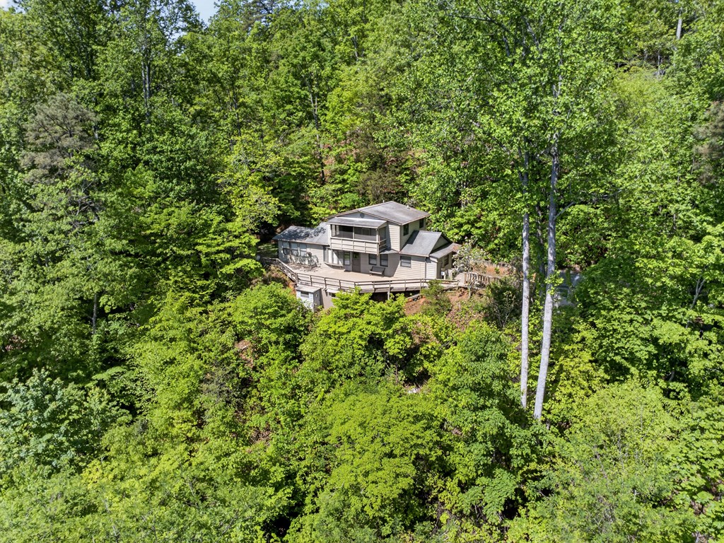 393 Echo High Rd