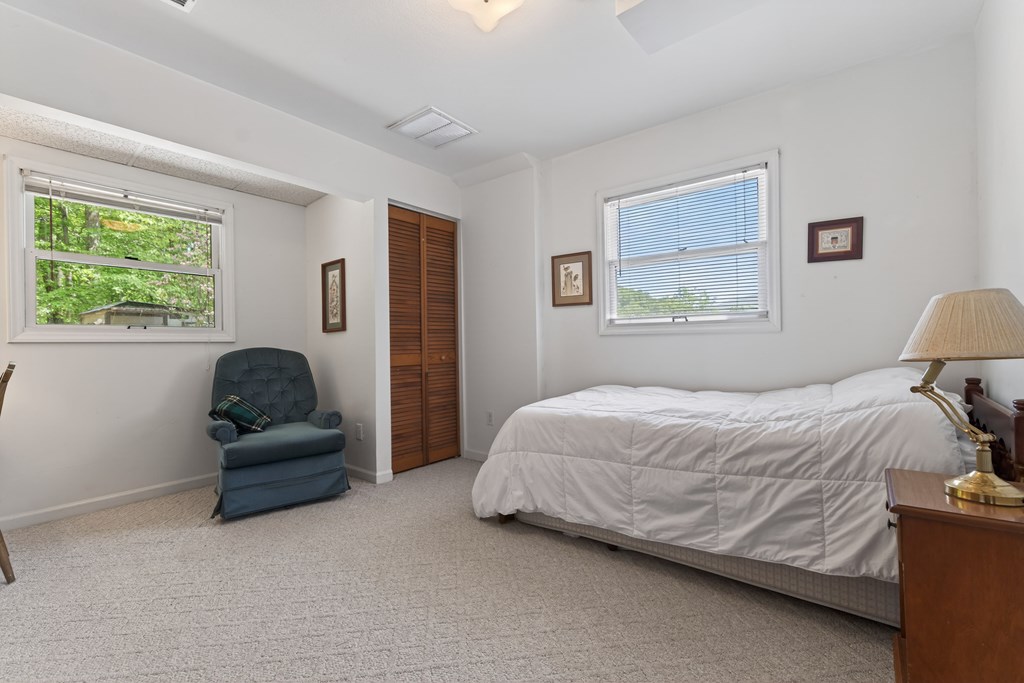 393 Echo High Rd