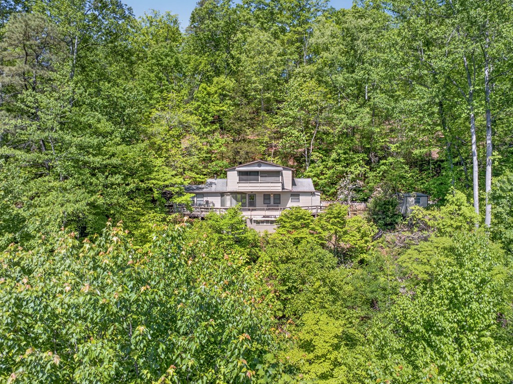 393 Echo High Rd