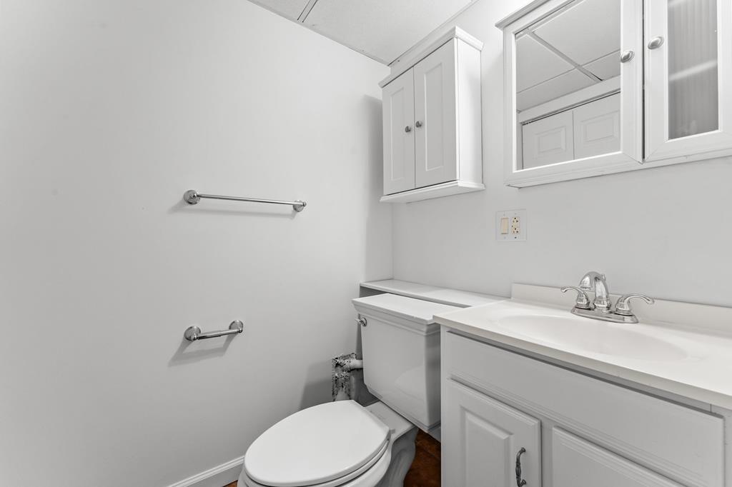 275 Crestview Heights