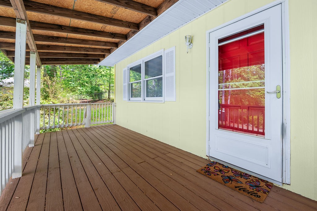 275 Crestview Heights