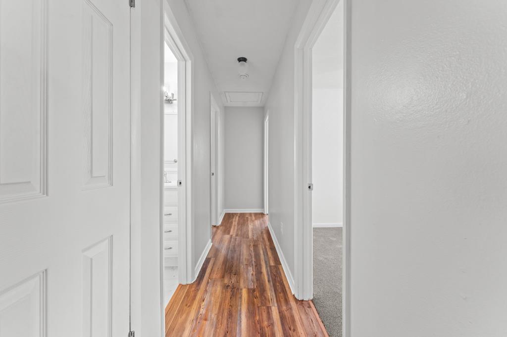 275 Crestview Heights