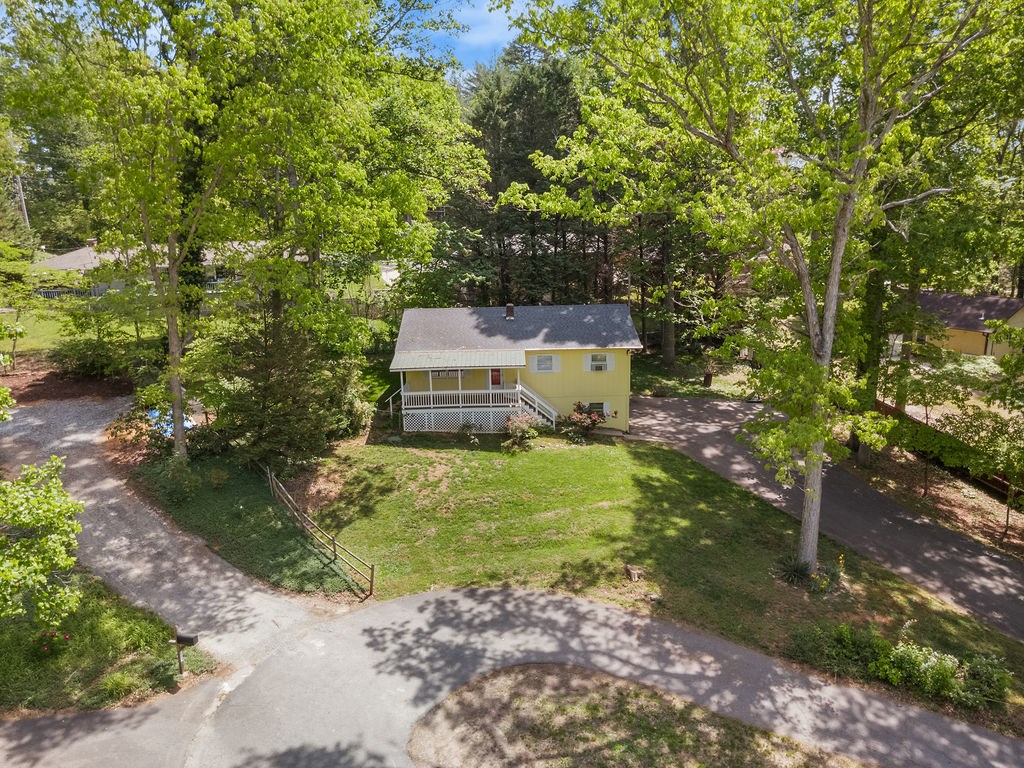 275 Crestview Heights