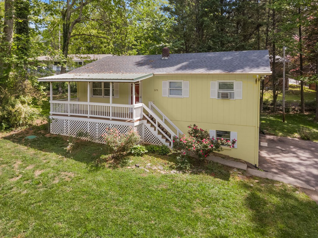 275 Crestview Heights