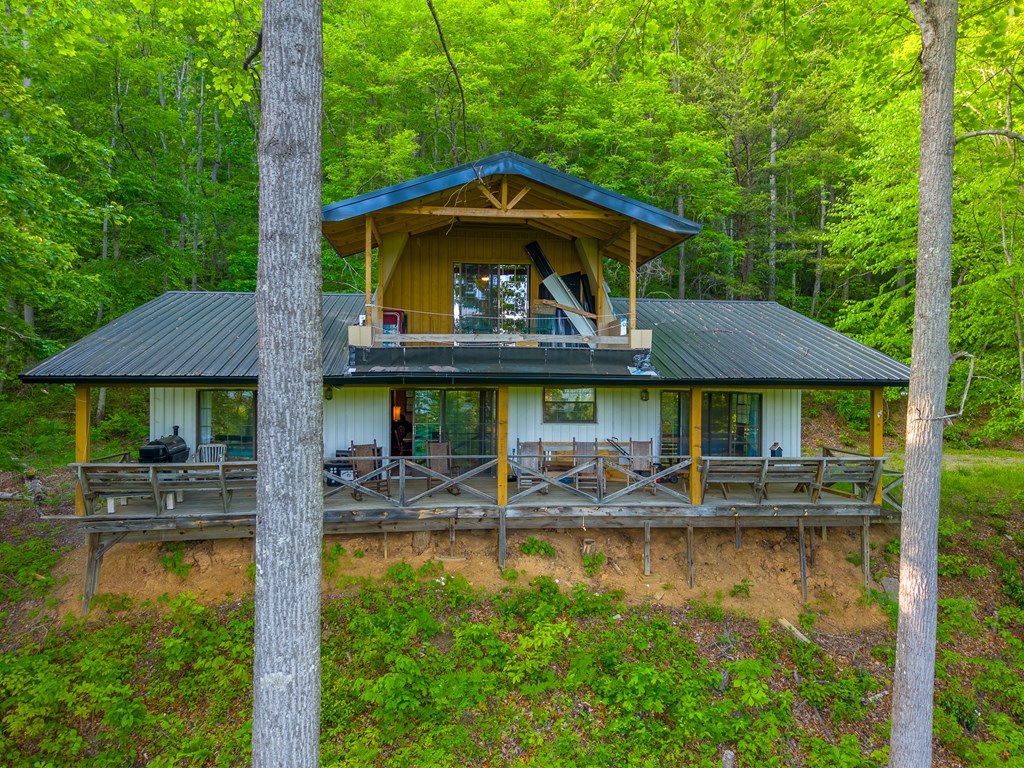 275 Mountain Laurel Drive