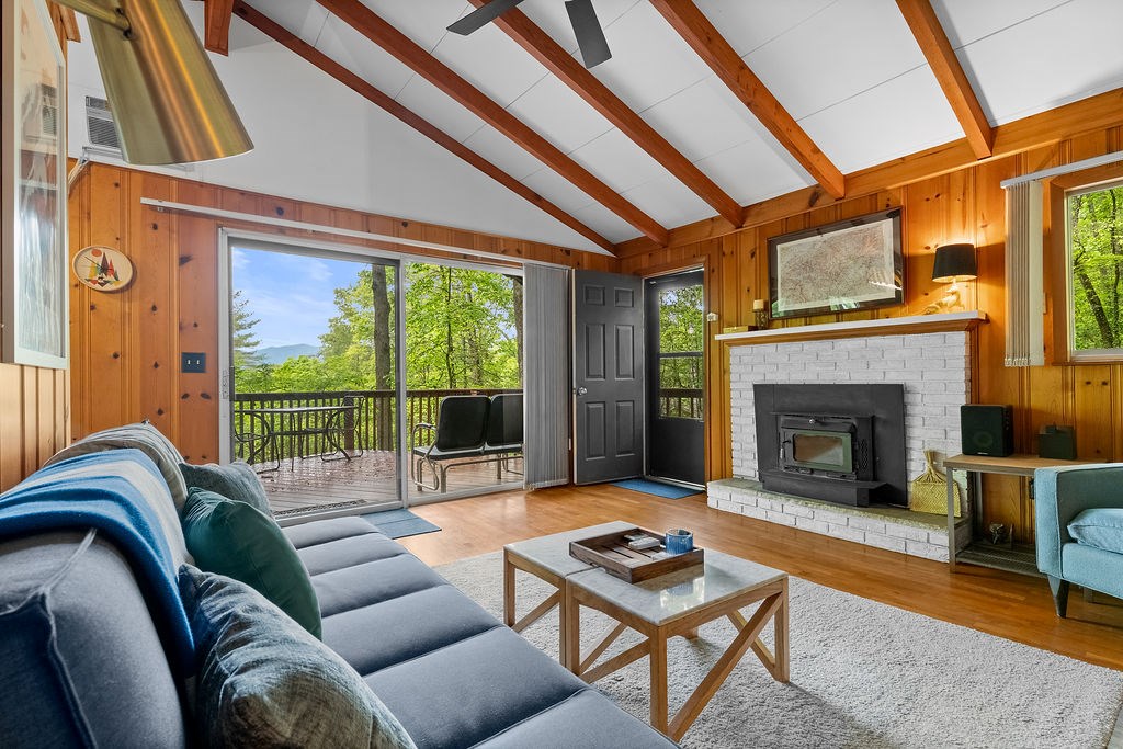 184 Pinecrest Lane