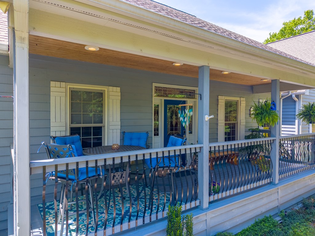 264 Chapel Cove Circle