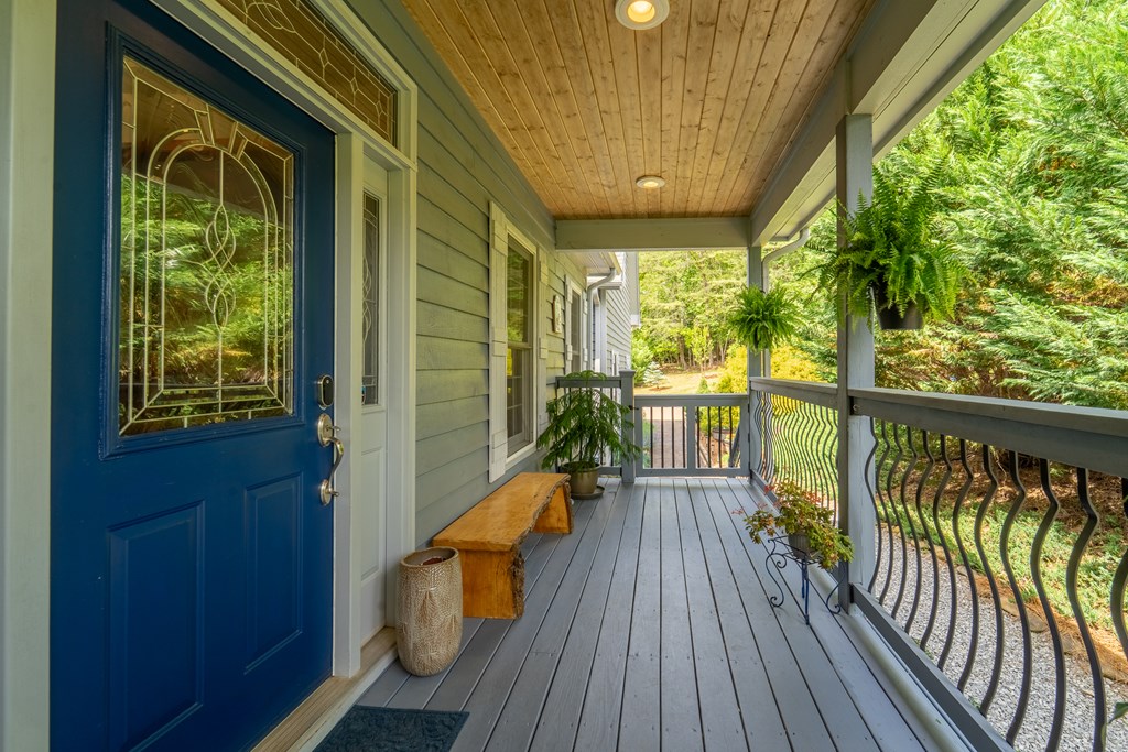 264 Chapel Cove Circle