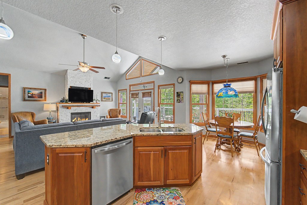 264 Chapel Cove Circle