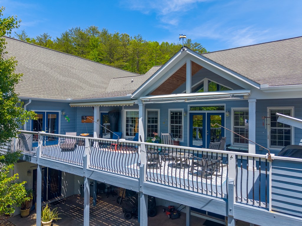 264 Chapel Cove Circle