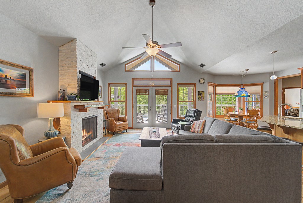 264 Chapel Cove Circle